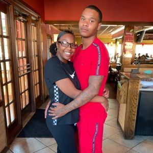 Meet your Posher, Kiki